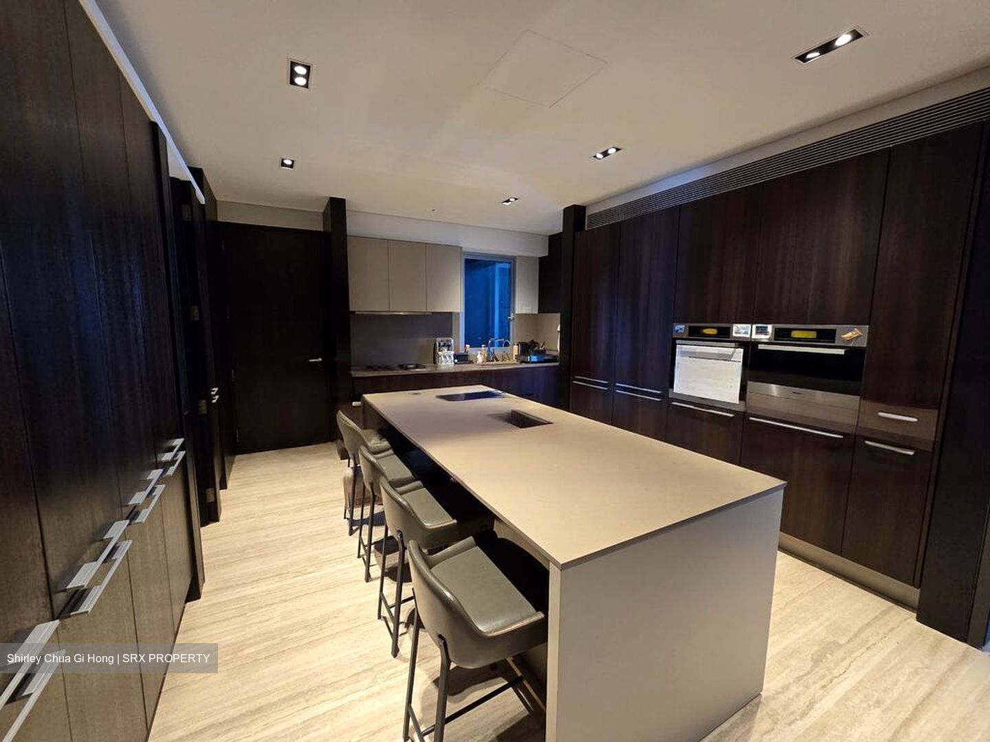 TwentyOne Angullia Park (D9), Condominium #555385841